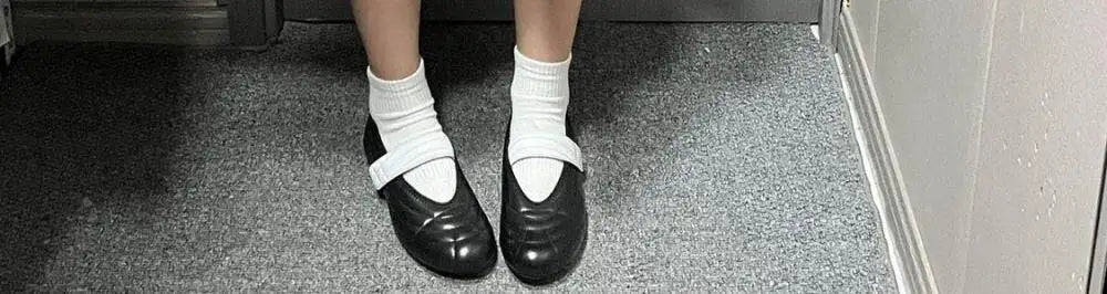 Erwofeina 丸襟リボン付き半袖シャツ