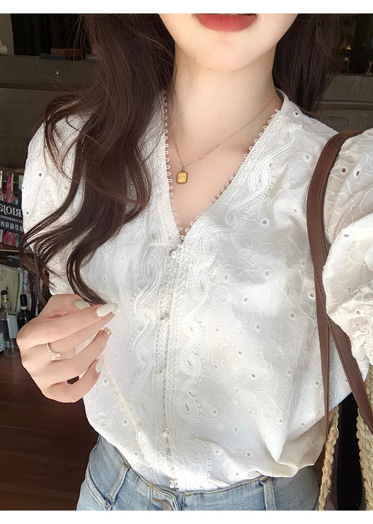 レース刺繍 透かしデザインシャツ ホワイト