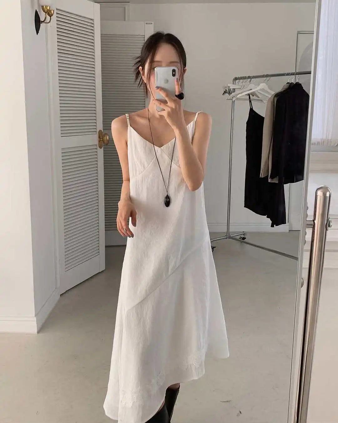 アシンメトリーヘム Vネックロングワンピース ブラック