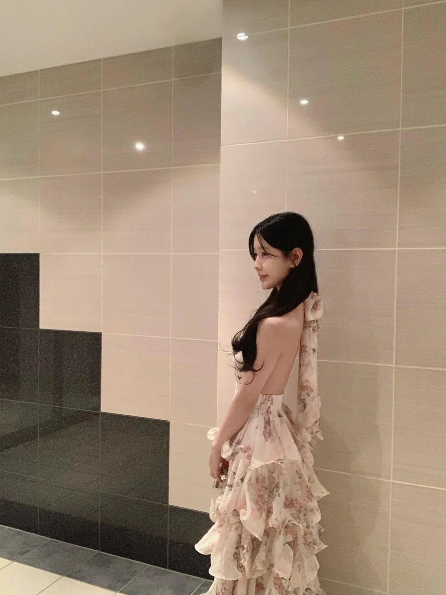 花柄シフォン Vネックマキシワンピース
