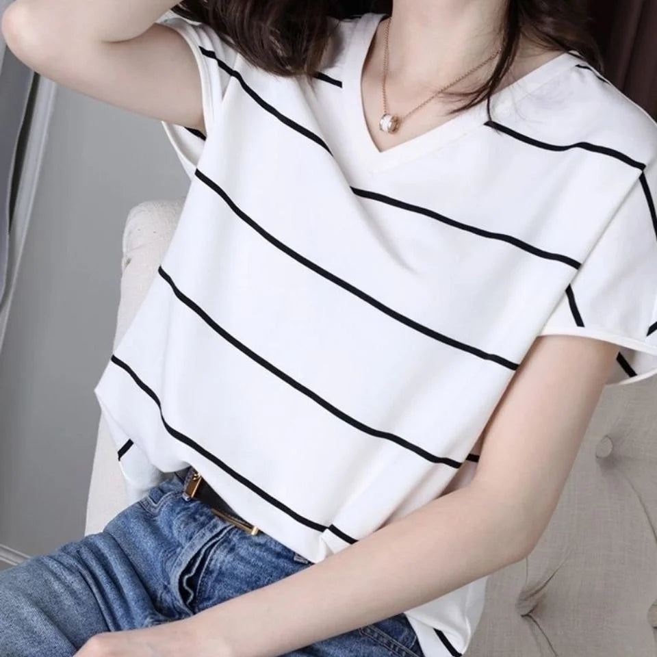 大きいサイズ ストライプVネックTシャツ