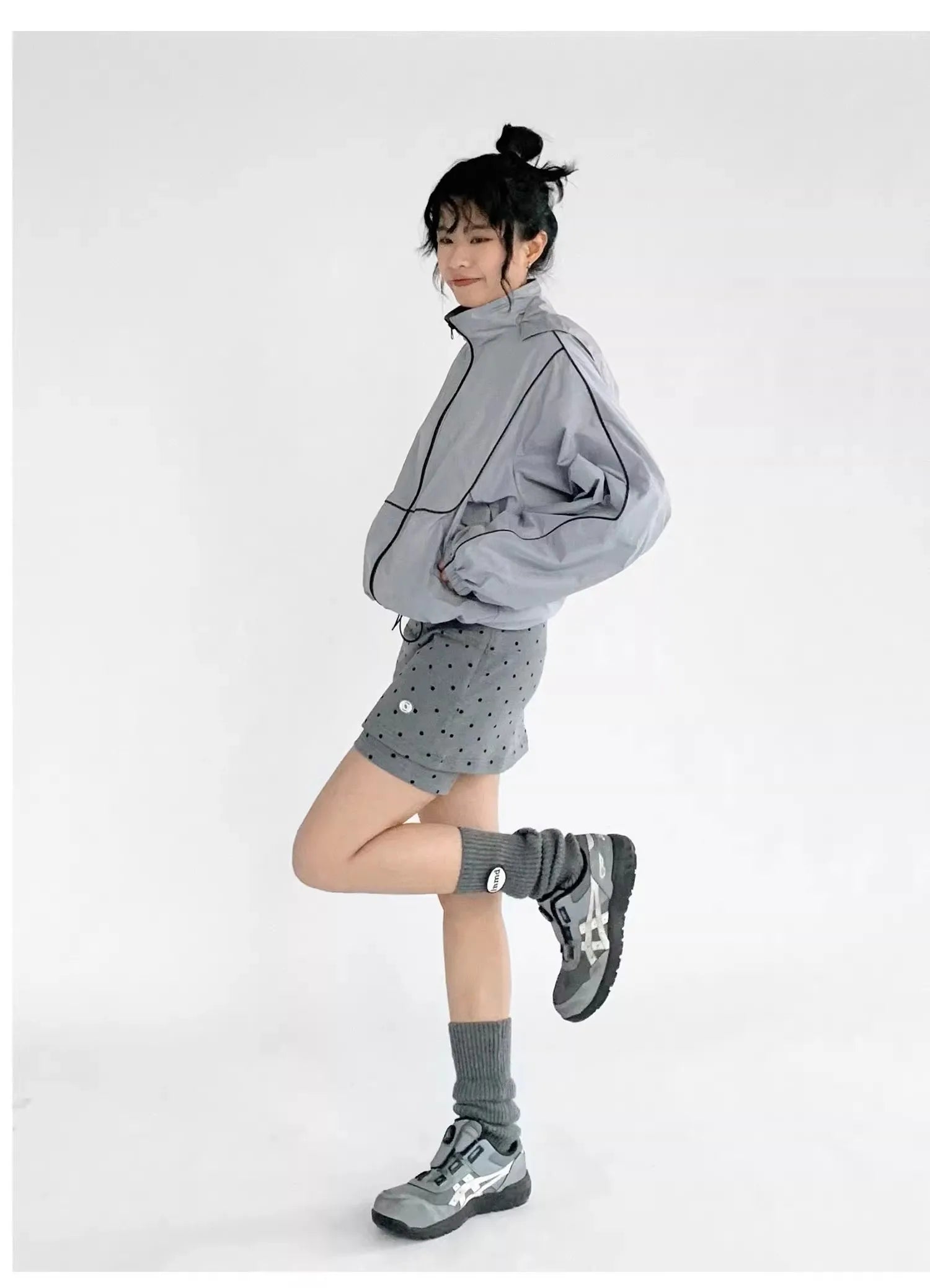 ドット柄 グレー ワイドショートパンツ