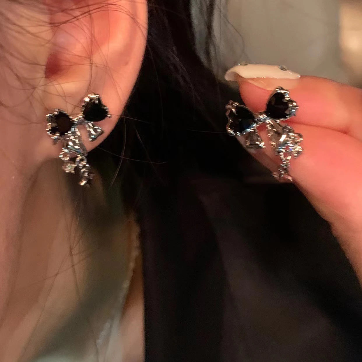ピンククリスタル リボンピアス Y2K