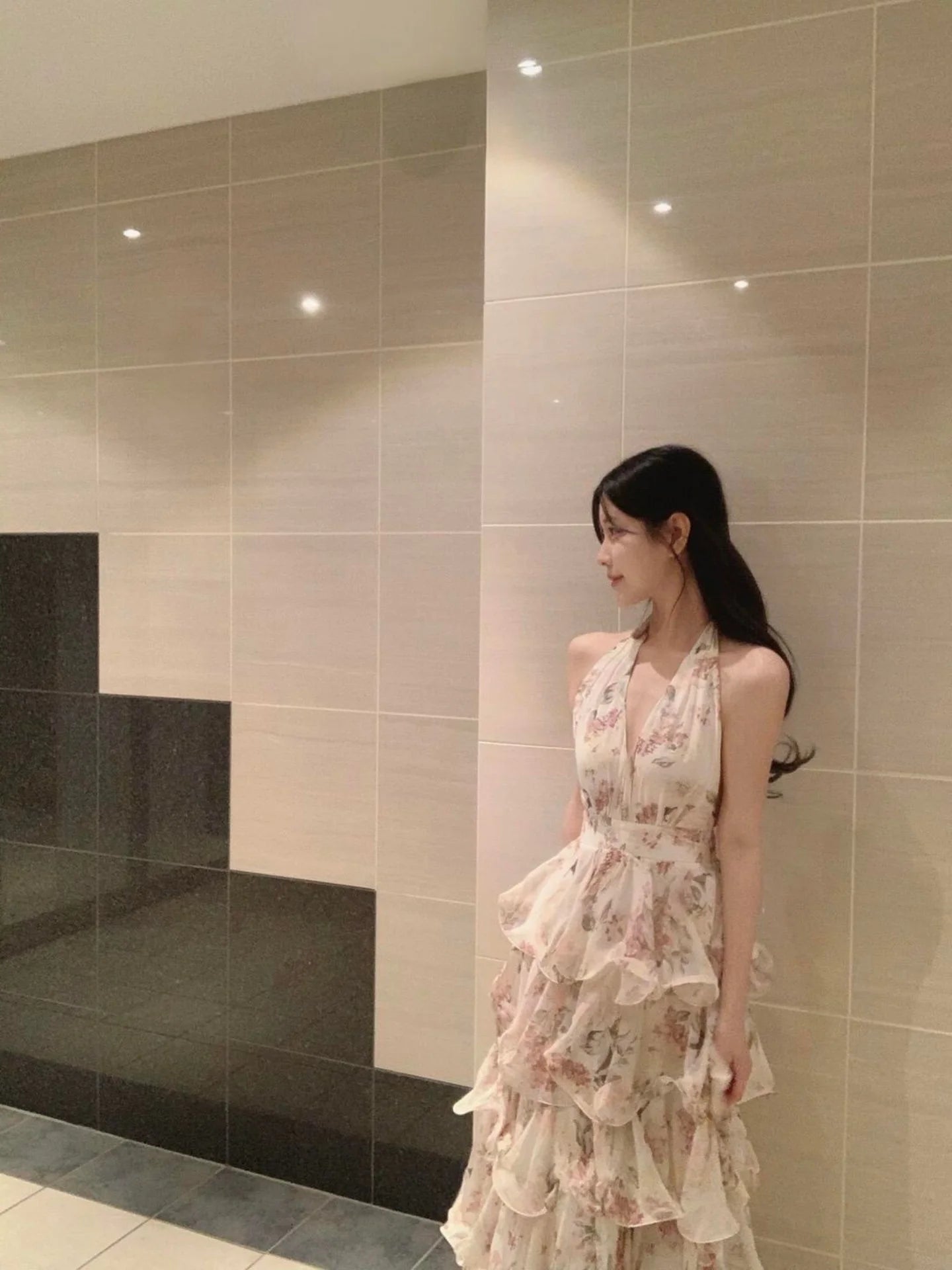 花柄シフォン Vネックマキシワンピース