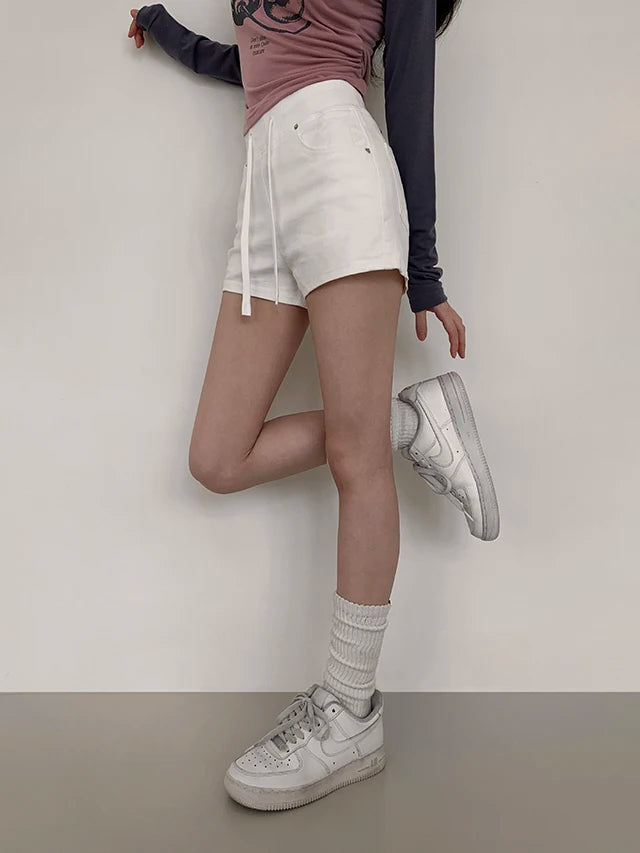 ハイウエスト デニムショートパンツ 白 ベルト付き