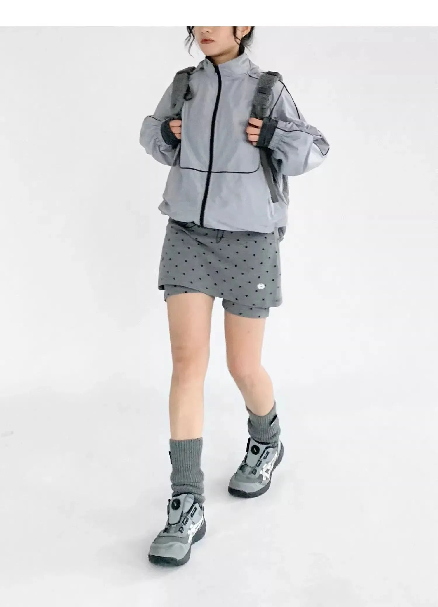 ドット柄 グレー ワイドショートパンツ