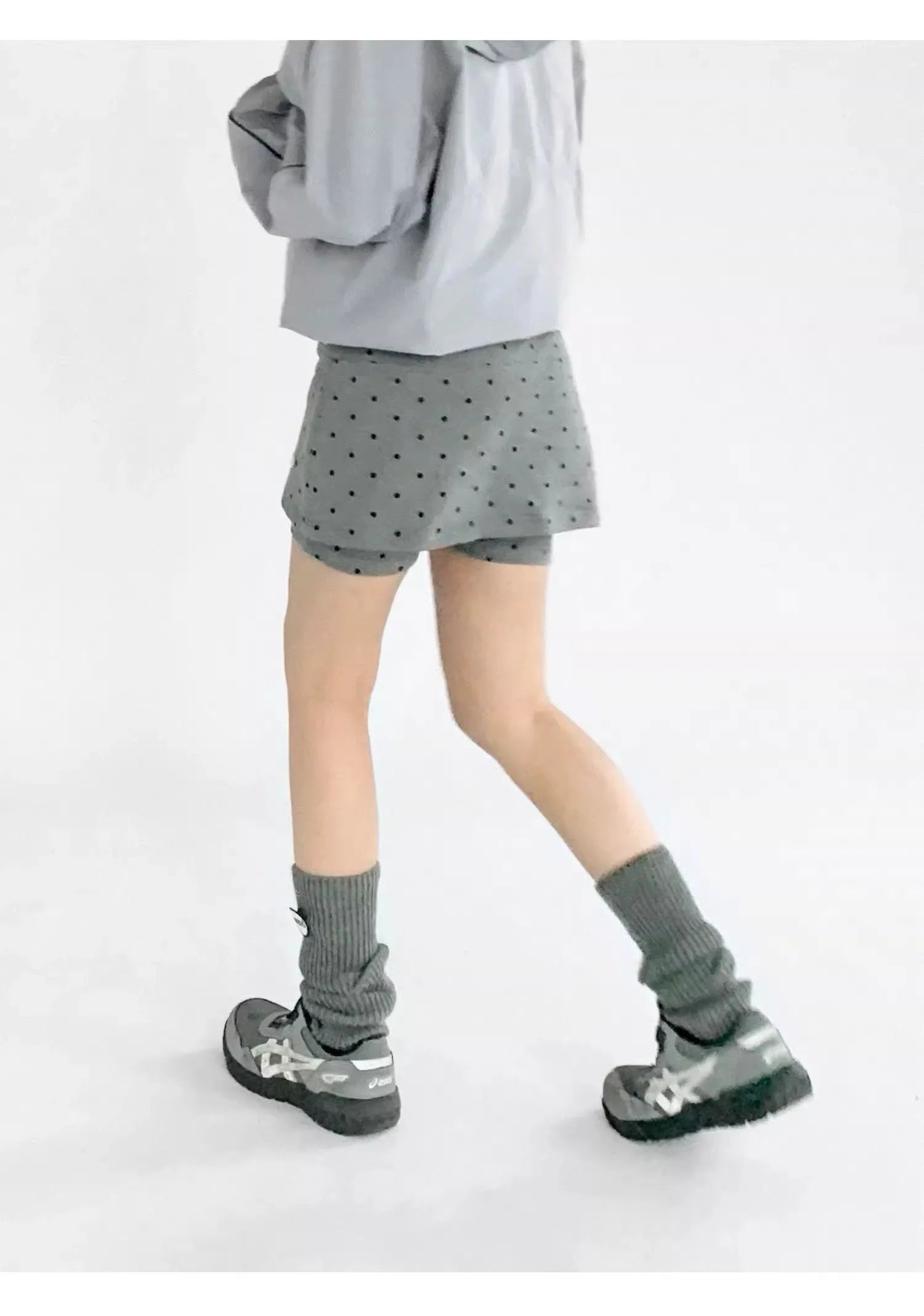 ドット柄 グレー ワイドショートパンツ
