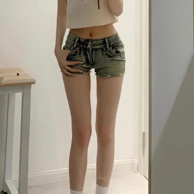 ローライズ ブリーチ デニムショートパンツ