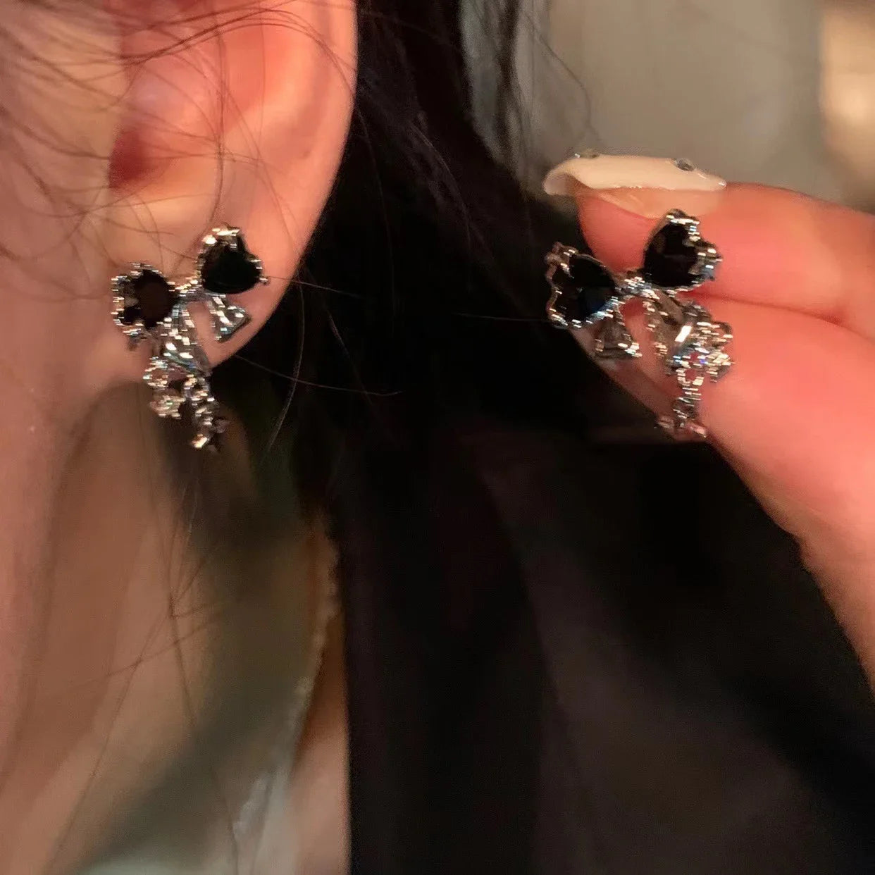 ピンククリスタル リボンピアス Y2K