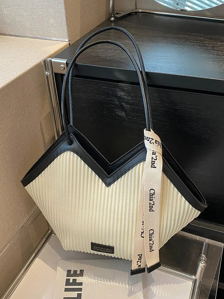 リボン付き PUレザー 大容量トートバッグ