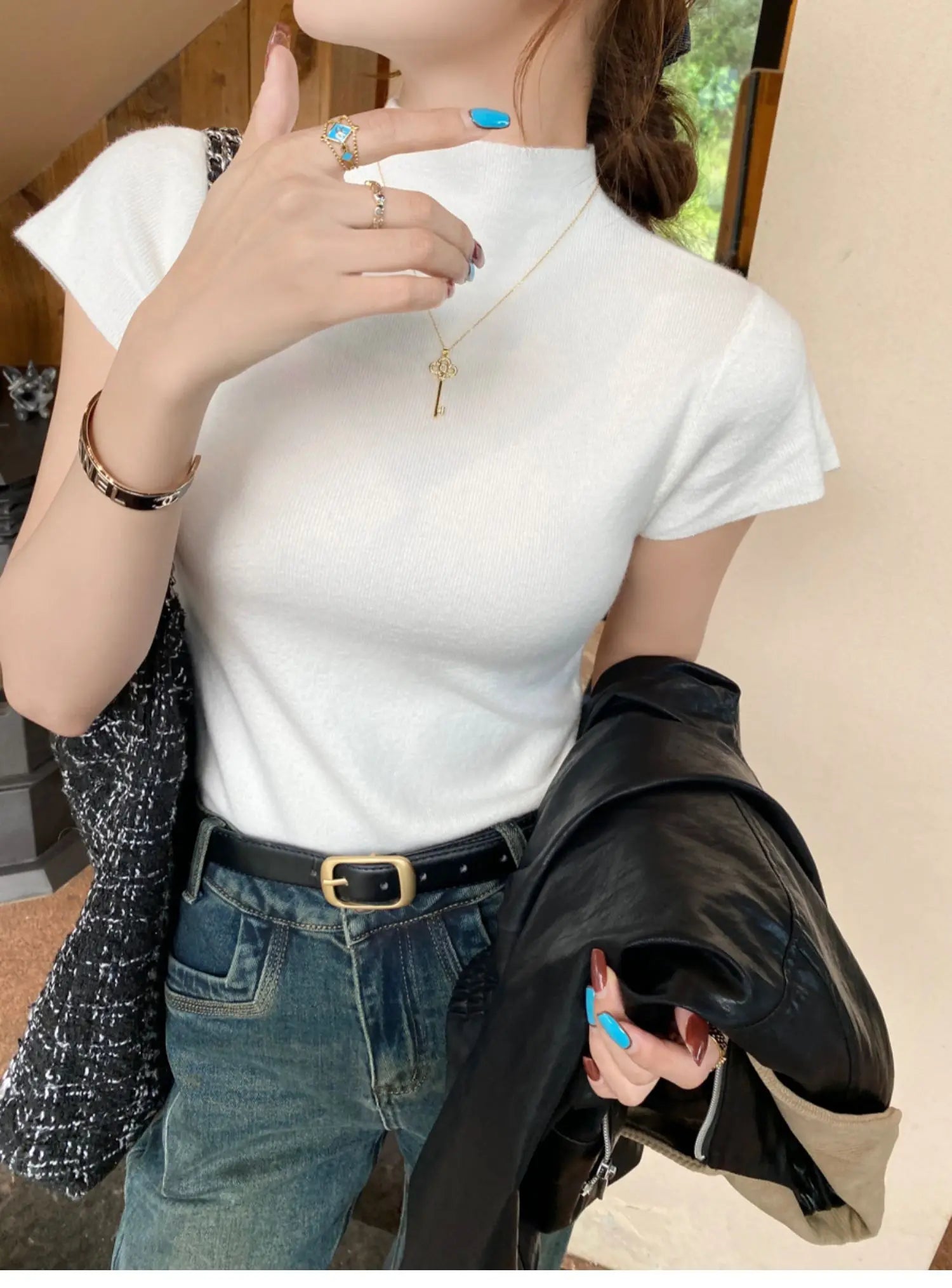 ハーフハイネック 半袖スリムTシャツ