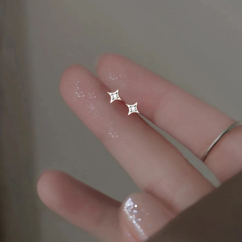 ジルコニア スターピアス シルバーカラー