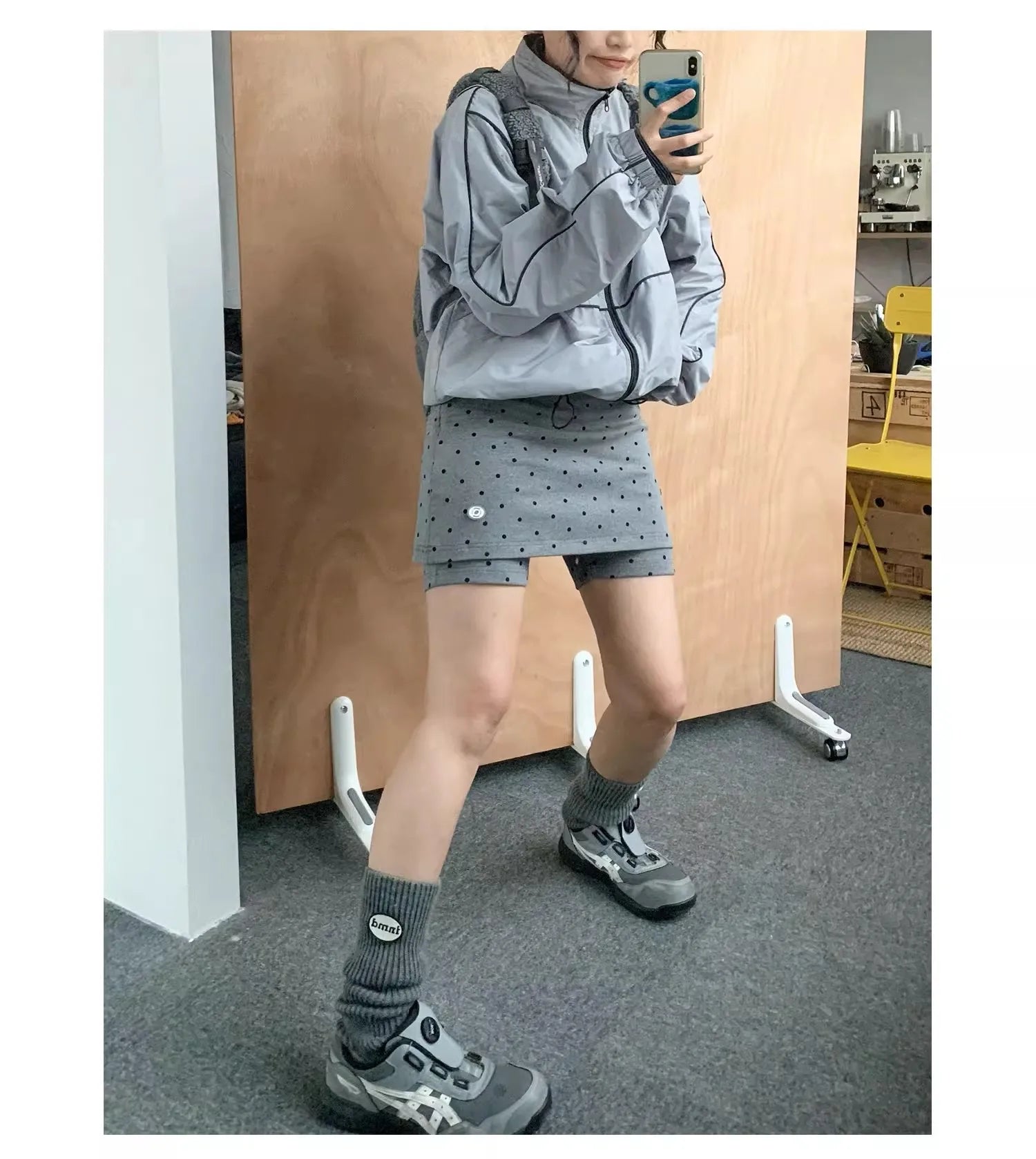 ドット柄 グレー ワイドショートパンツ