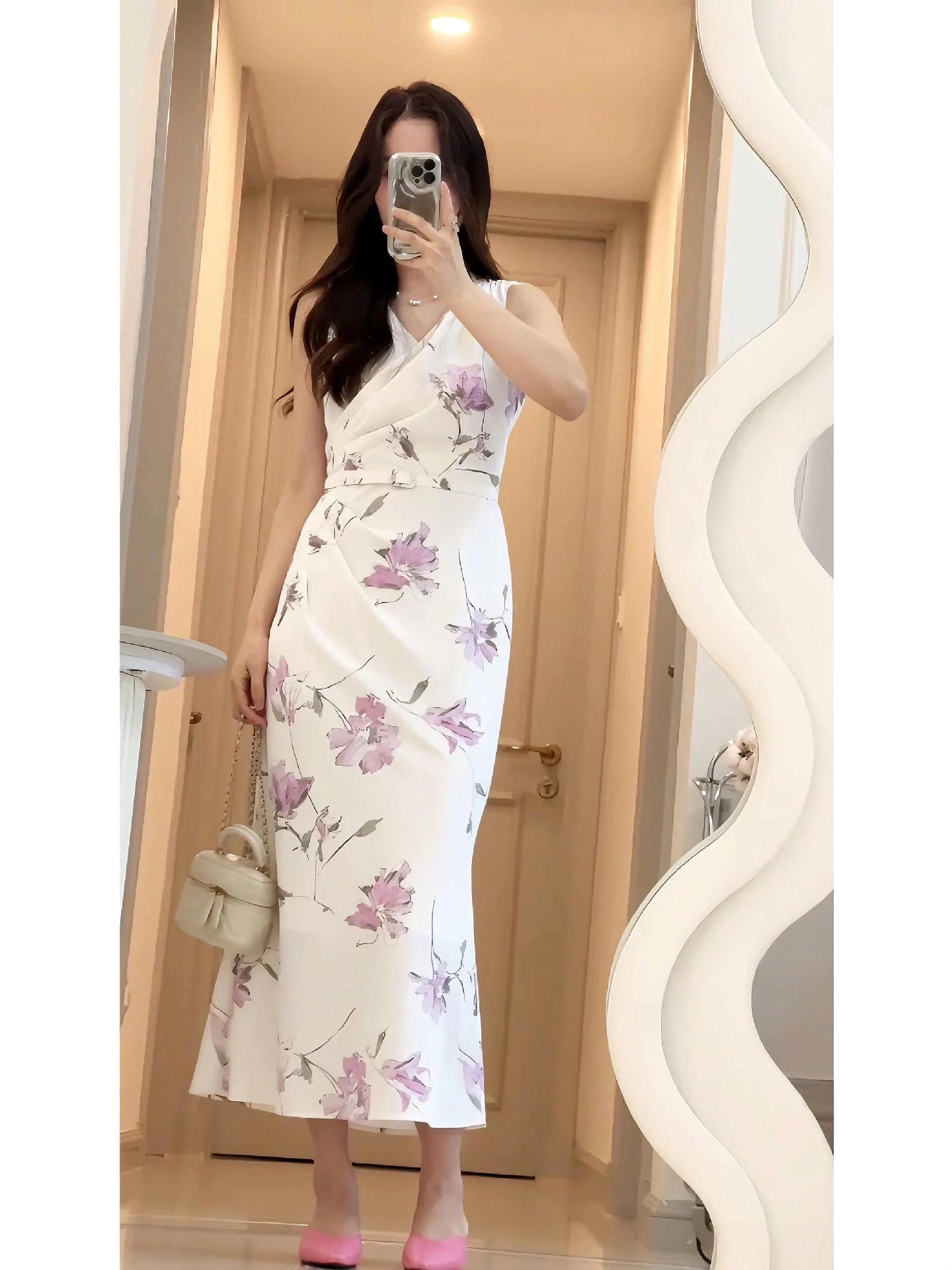 花柄 Vネック ベルト付きロングワンピース