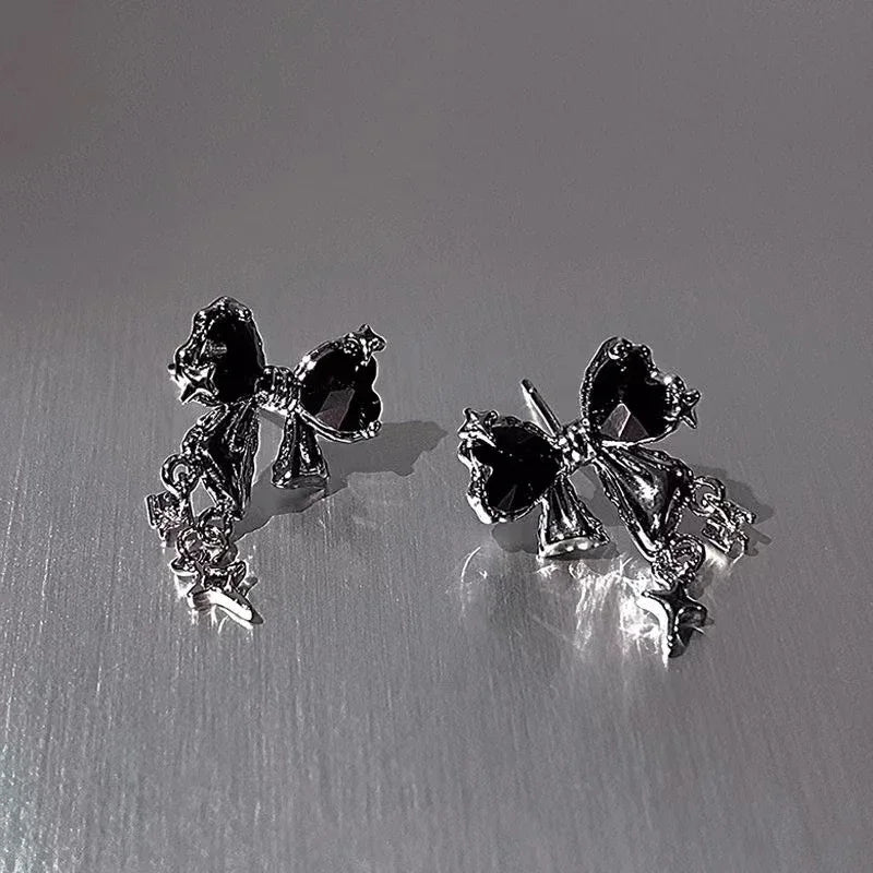 ピンククリスタル リボンピアス Y2K