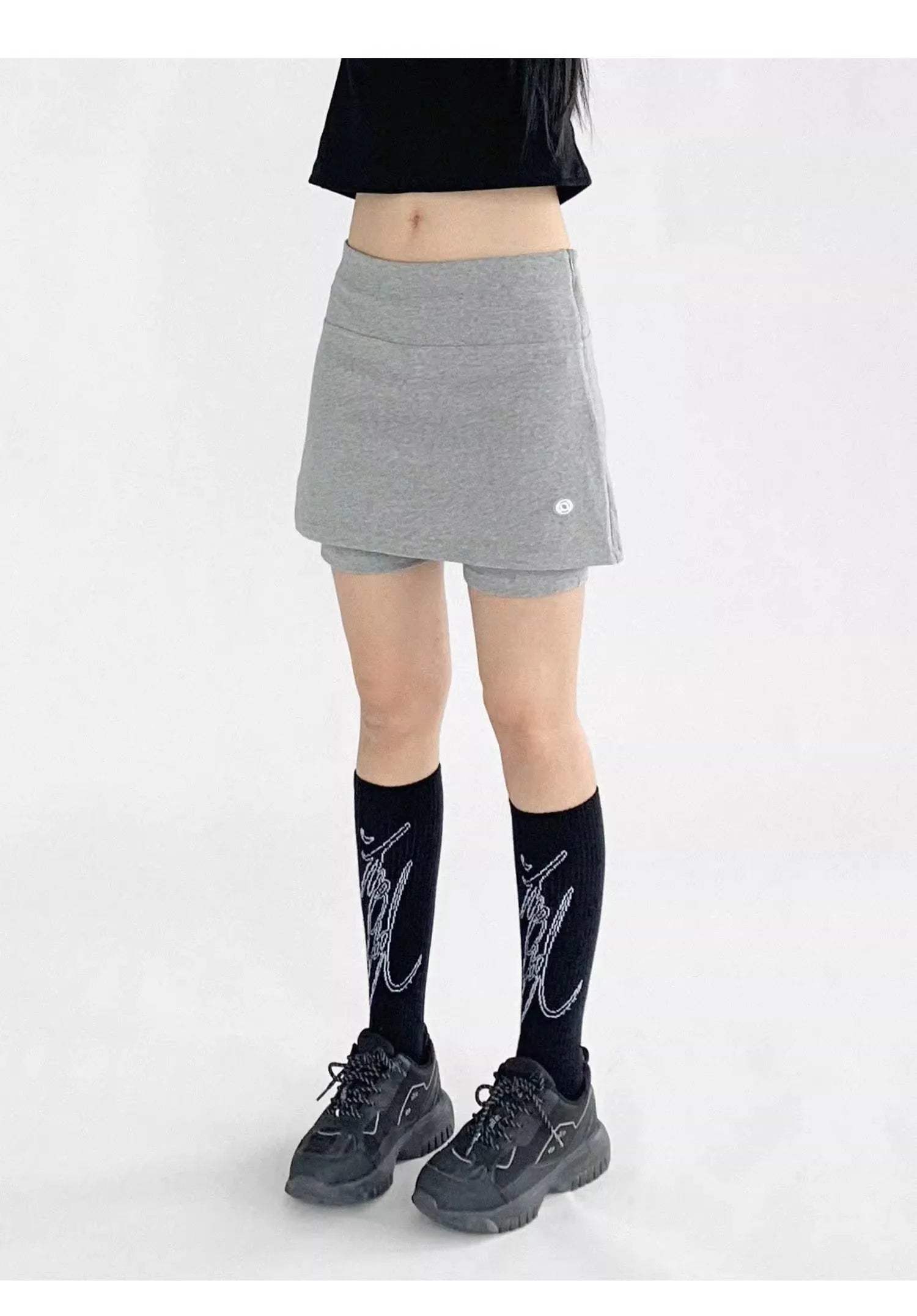 ドット柄 グレー ワイドショートパンツ