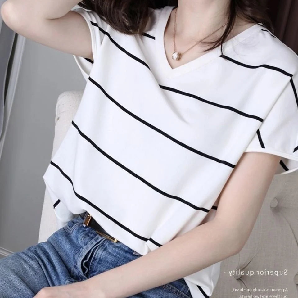 大きいサイズ ストライプVネックTシャツ